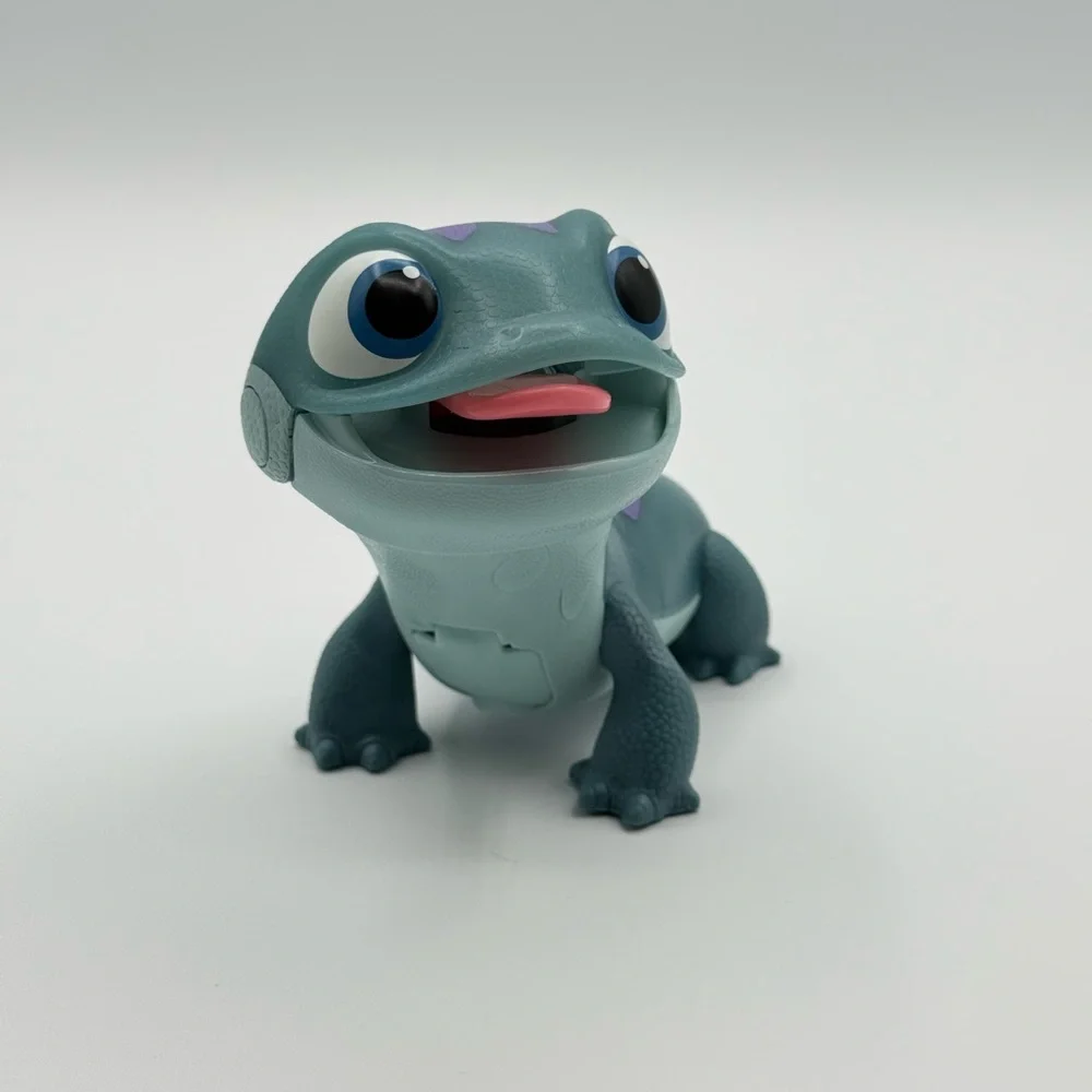 Disney Frozen 2 BRUNI The Fire‎ Spirit Salamander Light Up 7